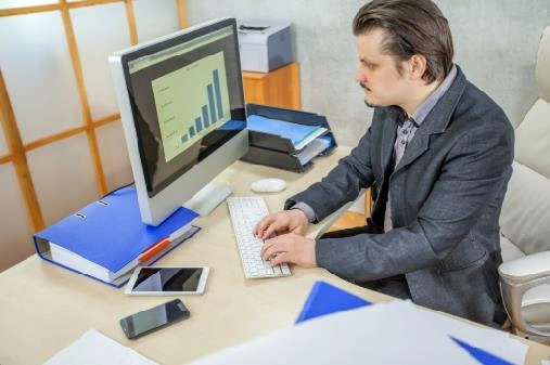 The Efficient and Highly Productive Administrator